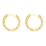 گوشواره طلا 18 عیار زنانه با طرح تراشدار مدل 509